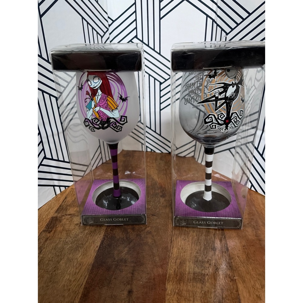 Disney Nightmare Before Christmas Jack & Sally Glass Goblet Set 2018